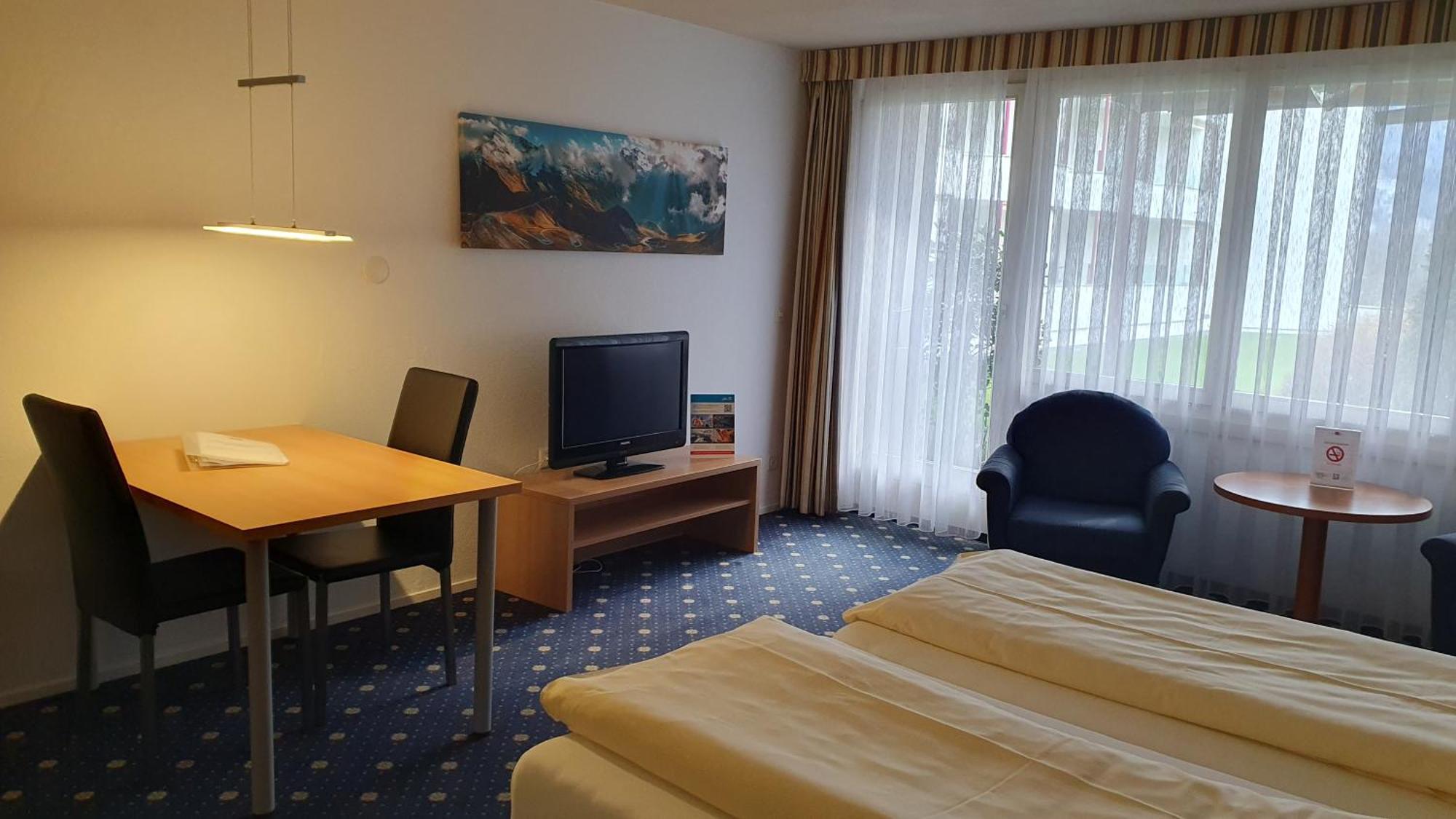 Aparthotel Holidays 4*